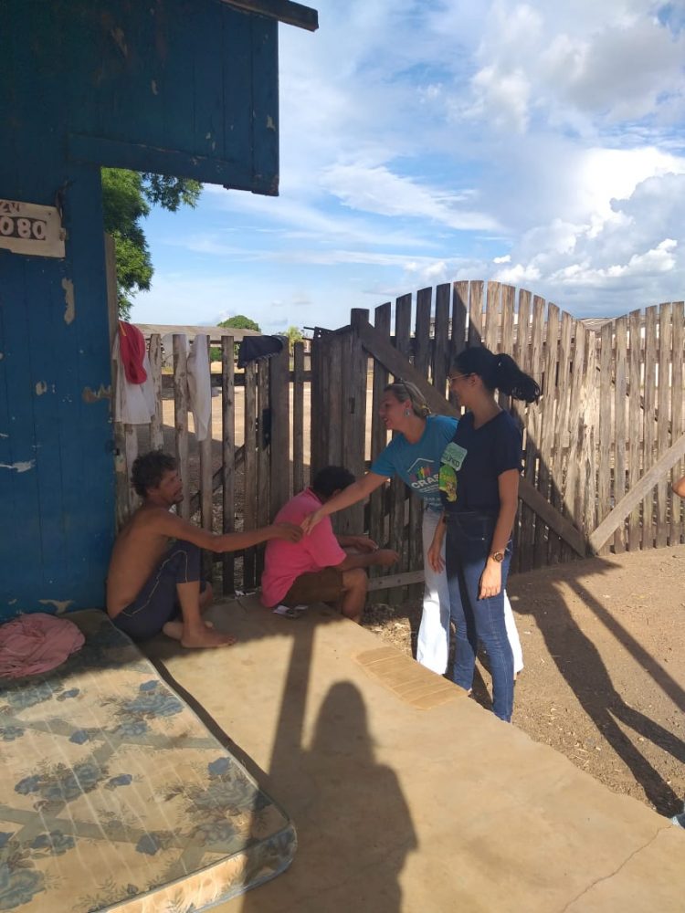 Prefeitura de Jaru intensifica abordagem a pessoas em situação de rua; ação leva oferta de benefícios sociais e atendimentos de saúde