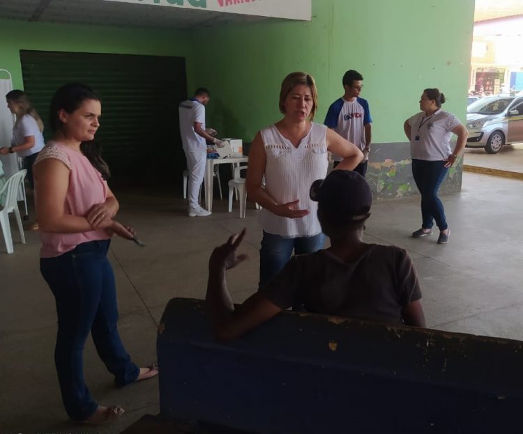 Prefeitura de Jaru intensifica abordagem a pessoas em situação de rua; ação leva oferta de benefícios sociais e atendimentos de saúde