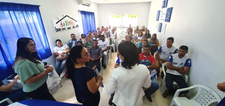 Semdes realiza capacitação com agentes comunitários de saúde sobre programas sociais oferecidos pelo município de Jaru