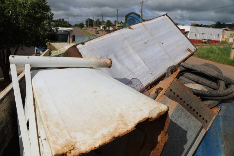 Prefeitura de Jaru realiza mutirão de combate à dengue; ação acontece em toda a cidade até a próxima segunda-feira, 27