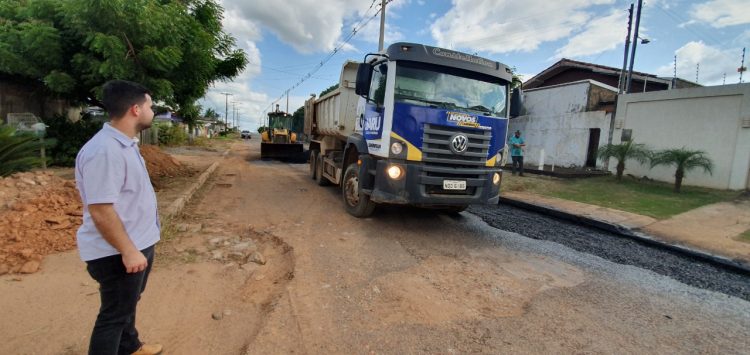 Prefeitura de Jaru realiza megaoperação para resolver problema antigo da Rua Princesa Isabel; obra é realizada com recurso próprio