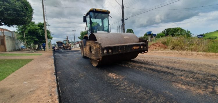 Prefeitura de Jaru realiza megaoperação para resolver problema antigo da Rua Princesa Isabel; obra é realizada com recurso próprio