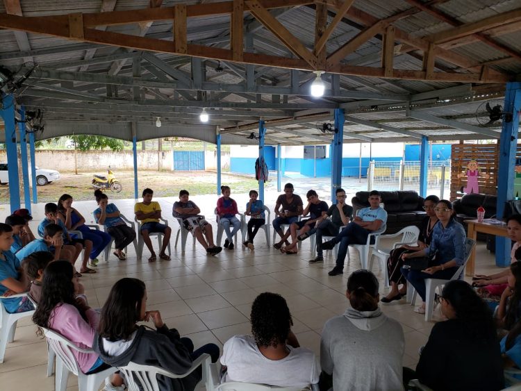 Secretaria de desenvolvimento social de Jaru realiza campanha de prevenção à gravidez na adolescência