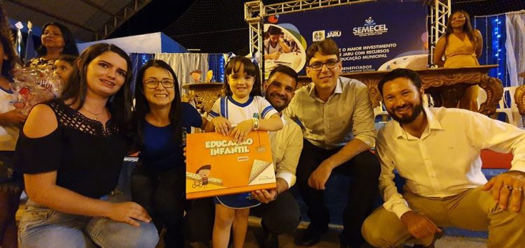 Com recurso próprio, prefeitura de Jaru implanta um dos melhores sistemas de ensino do Brasil em 100% das escolas municipais; mais de cinco mil alunos são beneficiados