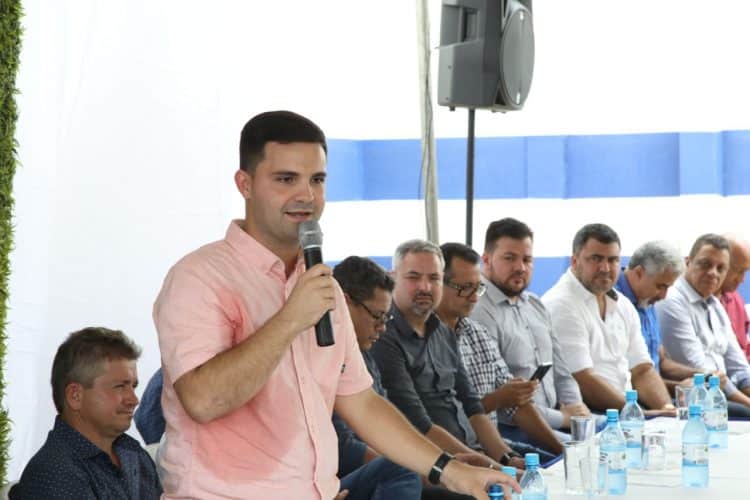 Jaru sedia o maior mutirão de catarata da história do município; ação é realizada por meio de emenda parlamentar do deputado federal Lúcio Mosquini