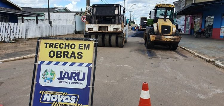 Prefeitura de Jaru inicia a 2ª etapa do maior programa de recapeamento asfáltico da história do município