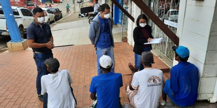 Prefeitura de Jaru reforça atendimento à moradores em situação de rua com a oferta de abrigo, alimentação e kits de higiene
