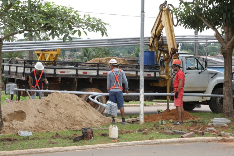 Com recurso próprio prefeitura de Jaru executa segunda etapa do projeto de iluminação de led na Avenida Dom I
