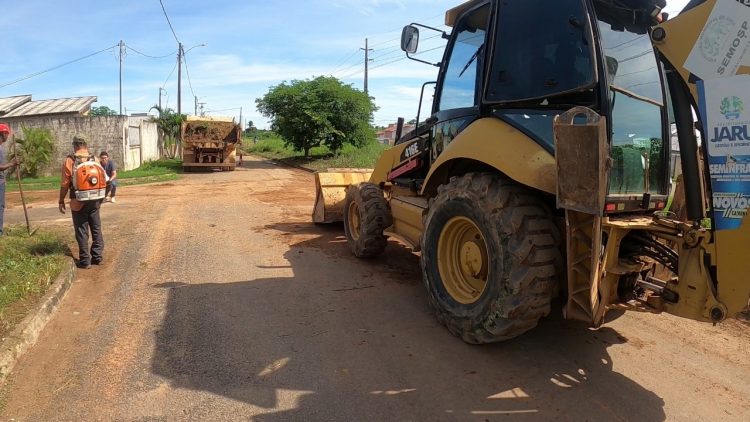 Prefeitura de Jaru promove mutirão de limpeza no residencial Orleans