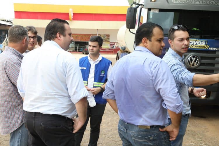 Contra o Coronavírus, prefeitura de Jaru realiza desinfecção em vários locais públicos