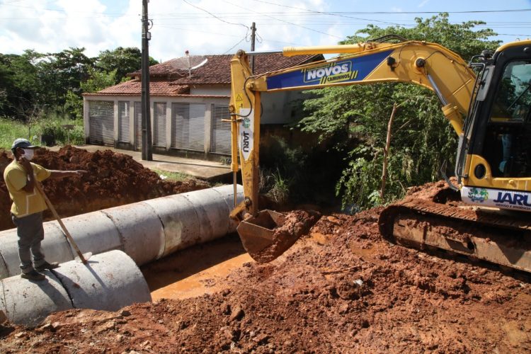 Prefeitura resolve problema antigo de alagamento na Rua Frei Caneca no setor 07