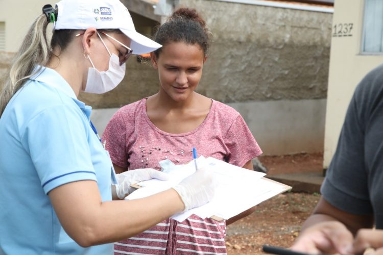 Prefeitura: Famílias de baixa renda cadastradas em programas sociais são beneficiadas com cestas básicas em Jaru