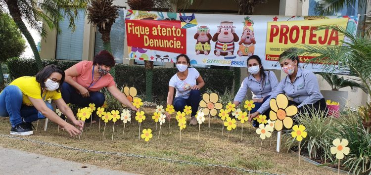 Secretaria de desenvolvimento social de Jaru realiza ação alusiva ao dia de combate ao abuso e exploração sexual contra crianças e adolescentes