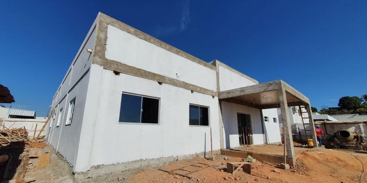 Centro de Especialidades Médicas de Jaru está praticamente pronto; obra será inaugurada no segundo semestre deste ano