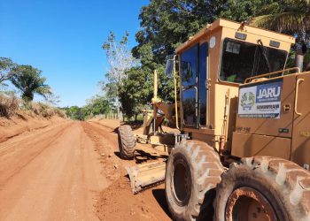 Prefeitura de Jaru conclui recuperação das estradas rurais na linha 617; equipes seguem para a 619