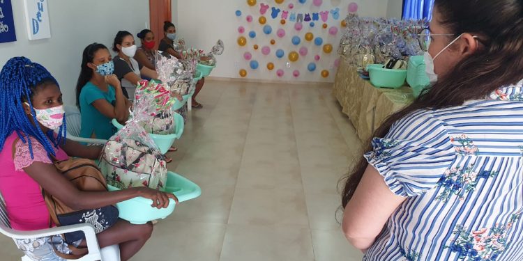 Prefeitura de Jaru realiza entrega de kits maternidade para futuras mamães