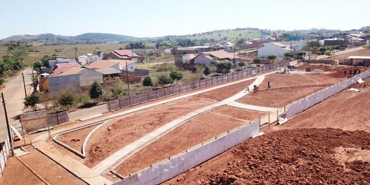 Residencial Savana Park, ganhará moderna praça pública; obra segue em ritmo acelerado