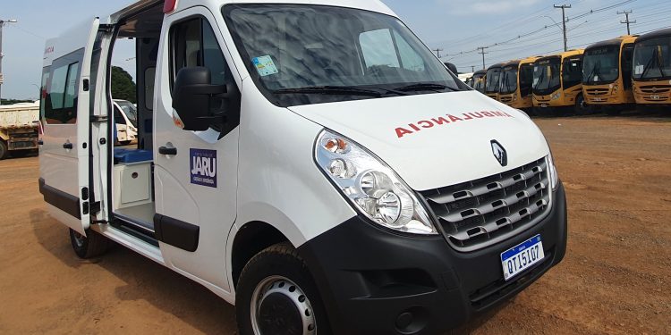 Prefeitura de Jaru adquire mais uma ambulância; veículo foi comprado em parceria com a câmara de vereadores