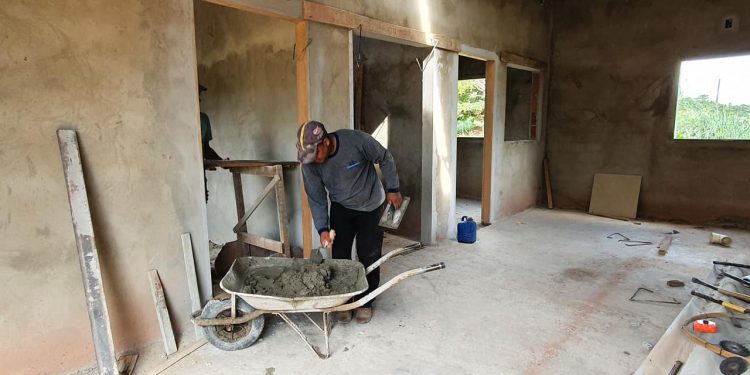 Obras de construção da sede própria do Centro de Saúde Marcelina no setor 08 estão bem adiantadas