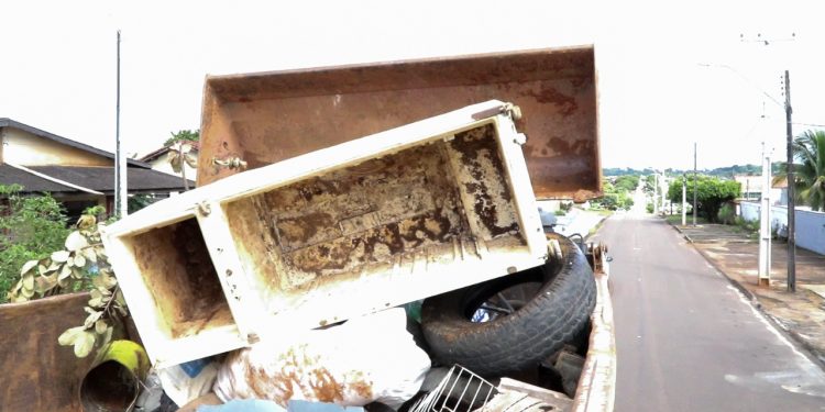 Prefeitura de Jaru inicia mutirão de limpeza contra a dengue; ação segue até o próximo dia 02 de fevereiro e contemplará bairros e distritos do município