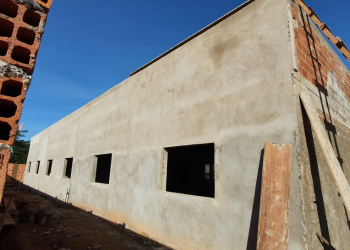 Obras de ampliação da escola Maria Gomes no setor 8 estão na reta final; mais 3 salas de aula serão entregues ainda neste semestre