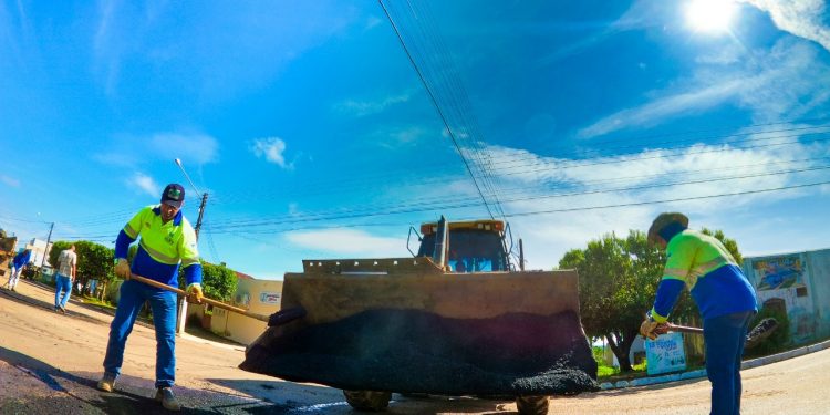 Prefeitura segue cronograma para recuperação e manutenção de ruas em Jaru