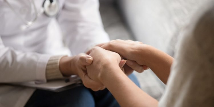 Jaru conta com um canal exclusivo no WhatsApp para atender pessoas em situação de emergência emocional