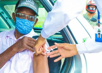 Prefeitura de Jaru segue com cronograma de imunização com 2ª dose da vacina contra o Coronavírus para idosos com mais de 80 anos