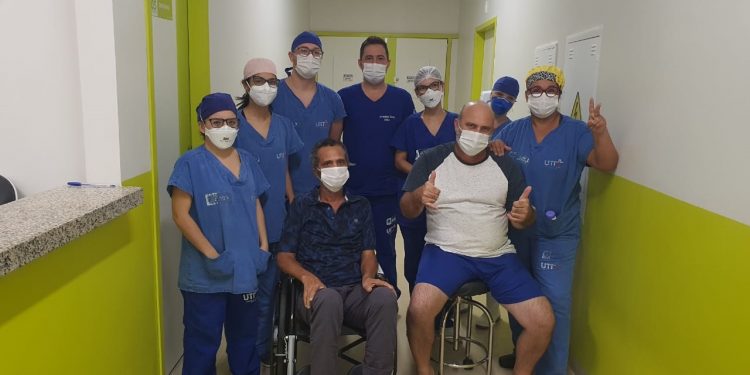 Pacientes recebem alta da UTI Municipal após se recuperarem da Covid-19