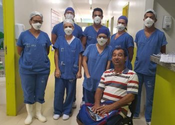 Mais um paciente se recupera da Covid-19 e recebe alta da UTI municipal em Jaru