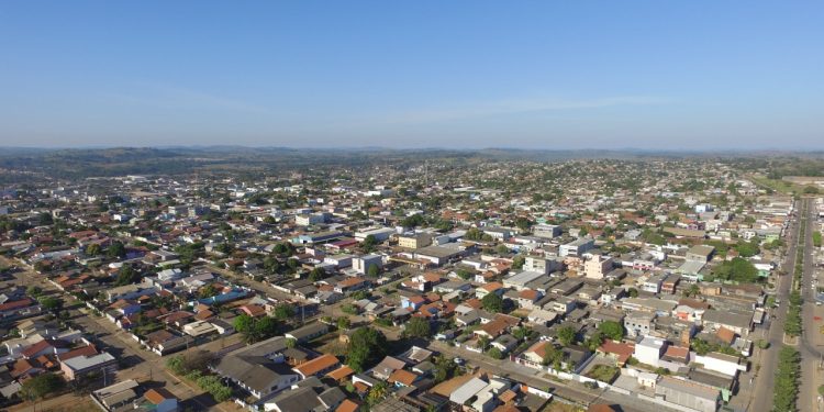 Em pouco tempo prefeitura de Jaru já convocou mais de 420 aprovados no concurso público; para os cargos de níveis fundamental, médio e superior