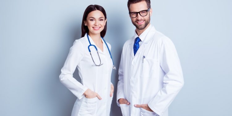 Prefeitura de Jaru divulga processo seletivo simplificado para contratação emergencial e temporária de profissionais de saúde