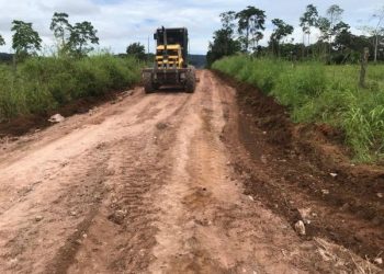 Prefeitura de Jaru continua com recuperação de estradas e bueiros em zona rural de Tarilândia
