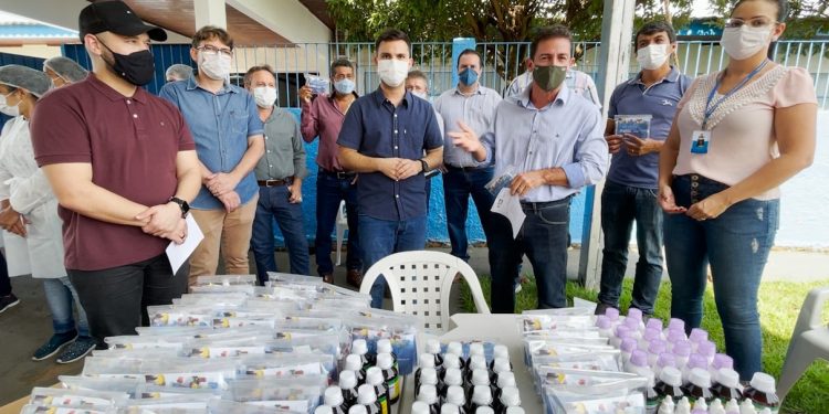 Pacientes com diagnóstico positivo da Covid-19 recebem kits com medicamentos em Jaru; medicação é entregue após consulta médica e de acordo com o quadro clínico