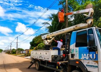 Prefeitura de Jaru disponibiliza canal exclusivo para solicitações de troca de lâmpadas