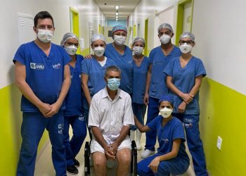 Mais 3 pacientes recuperados da Covid-19 recebem alta hospitalar