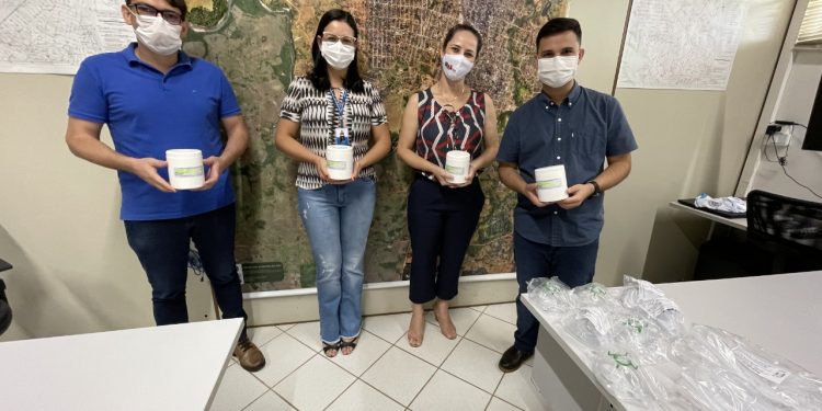 OAB realiza doação de máscaras VNI e zinco para auxiliar no tratamento de pacientes com Covid-19