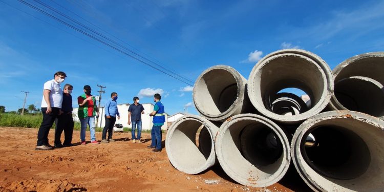 Prefeito João Gonçalves Júnior garante a construção de mais de 500 metros de drenagem pluvial na Rua Otaviano Neto no setor 02; serviço deve iniciar nos próximos 30 dias