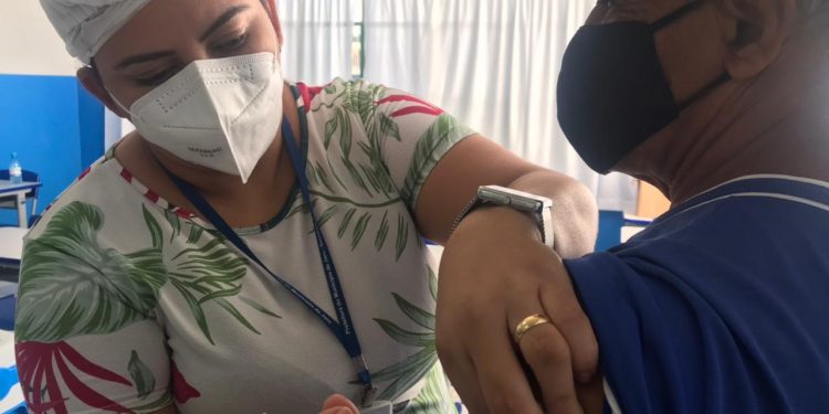 Jaru: Imunização de idosos maiores de 60 com a 1ª dose da vacina contra o Coronavírus também será realizada em Tarilândia e Bom Jesus