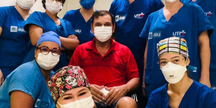 Mais dois pacientes se recuperam da Covid-19 e recebem alta da UTI municipal em Jaru