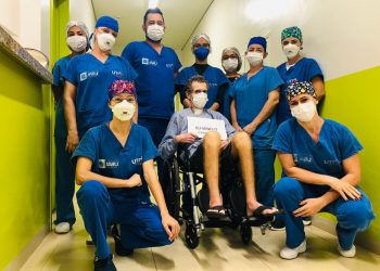 Jaruense de 52 anos de idade vence a Covid-19 e recebe alta da UTI municipal em Jaru