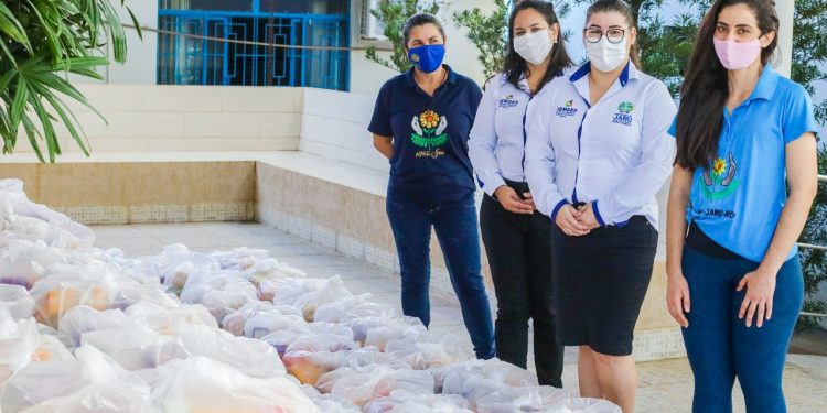 Prefeitura de Jaru entrega mais 134 cestas básicas para APAE e Lar do Idoso