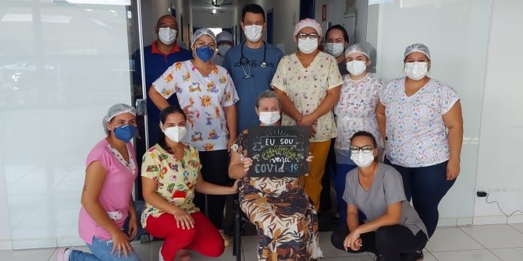 Jaru: Mais 5 pacientes que estavam em tratamento contra a Covid-19 se recuperam e recebem alta hospitalar