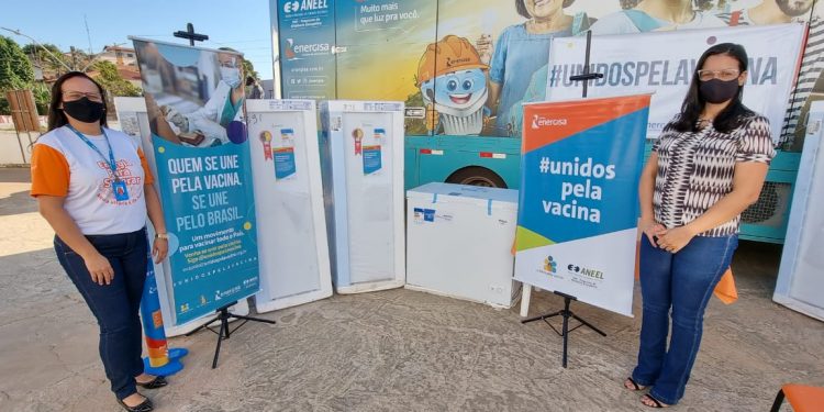 Prefeitura de Jaru recebe geladeiras e freezer para reforçar rede de frios; equipamentos foram doados pela Energisa
