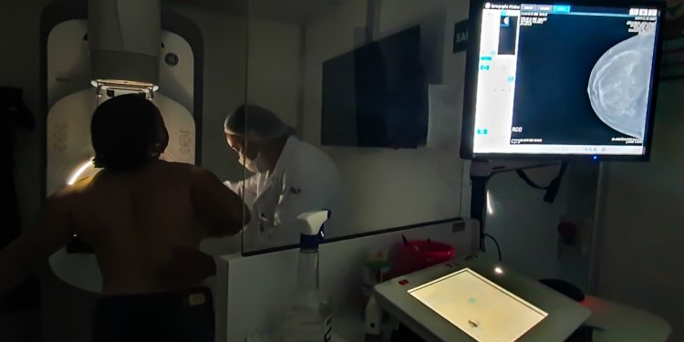 Parceria entre prefeitura de Jaru e Hospital do Amor garante a realização de exames de mamografia gratuitos