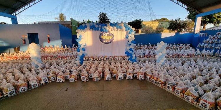 Prefeitura de Jaru inicia a entrega de mais de 5.500 kits alimentação para alunos da rede municipal de ensino