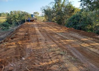 Prefeitura segue com substituição de pontes de madeira por tubos armcos nas regiões de Tarilândia