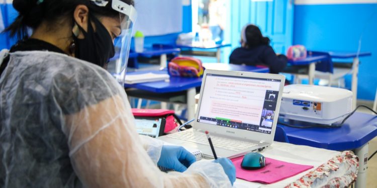 Aulas presenciais são retomadas em Jaru; retorno acontece no Sistema Híbrido