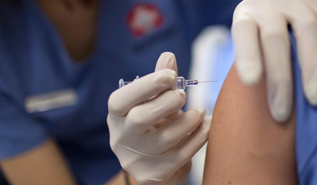 Campanha para atualizar caderneta de vacinação de crianças e adolescentes vai até o dia 29 de outubro; informa prefeitura de Jaru