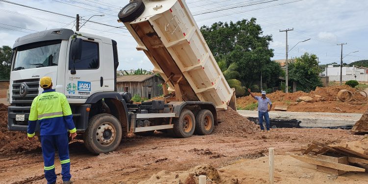 Prefeitura de Jaru conclui a construção de mais uma galeria de concreto